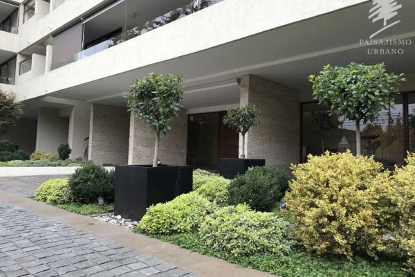 Paisajismo_Urbano_1000M_Edificio_Los_gomeros_Vitacura_12